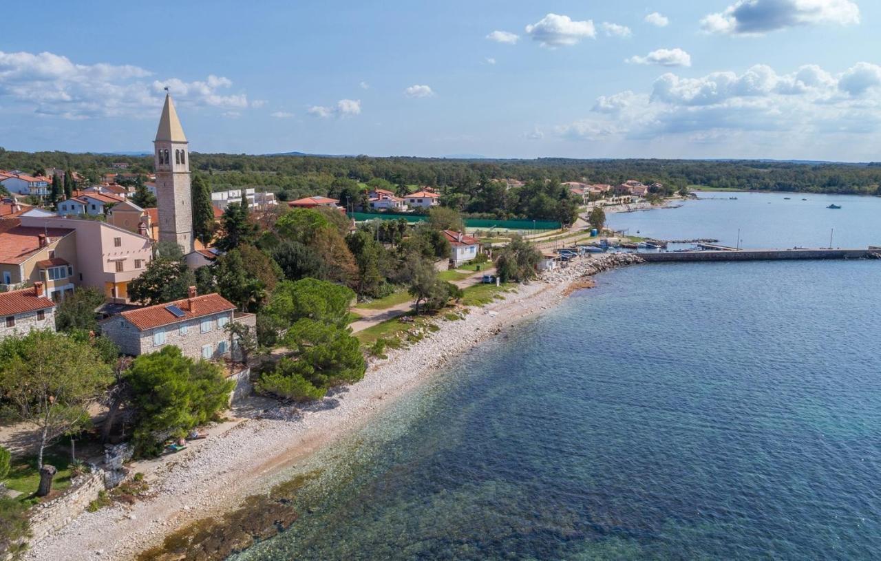 Apartment Complex Orzan Lovrecica Екстер'єр фото
