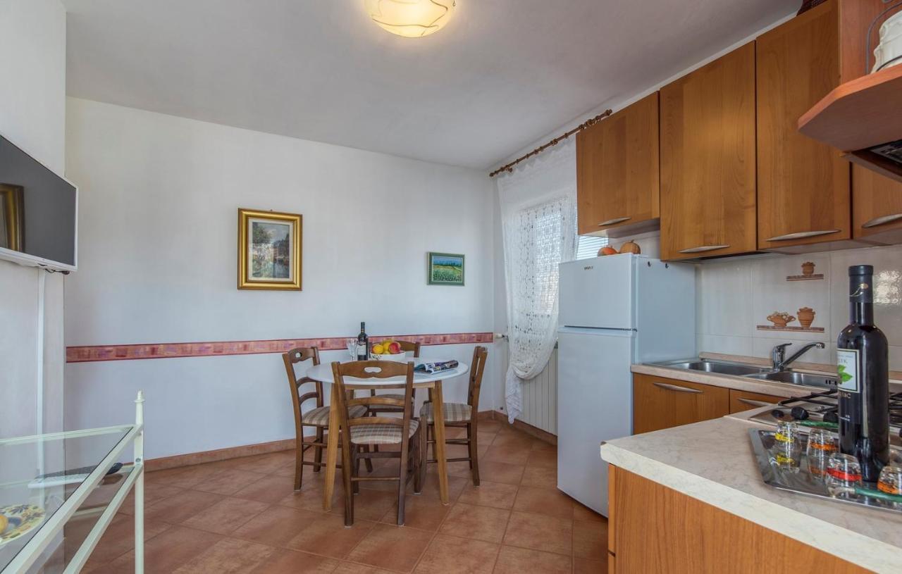 Apartment Complex Orzan Lovrecica Екстер'єр фото