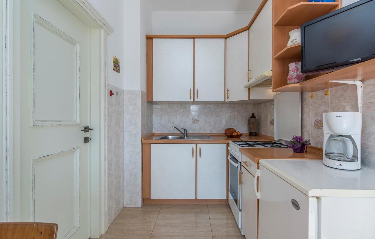 Apartment Complex Orzan Lovrecica Екстер'єр фото