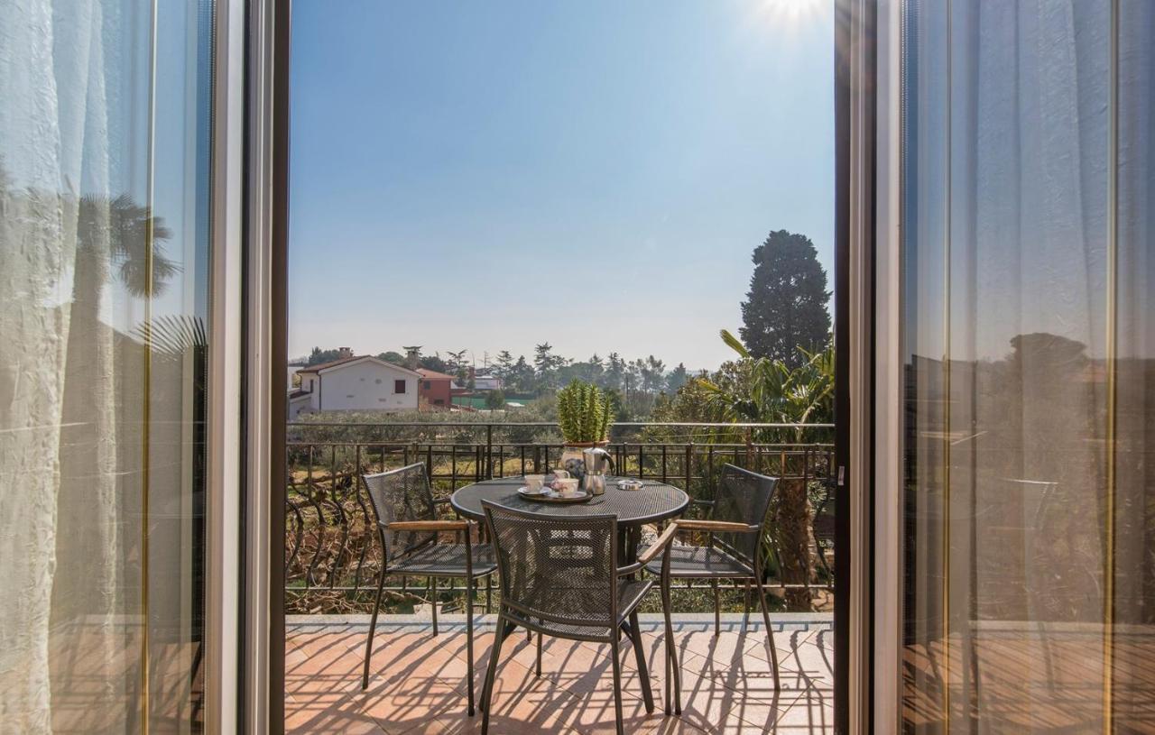 Apartment Complex Orzan Lovrecica Екстер'єр фото